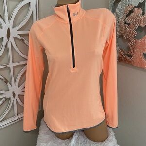 UNDER ARMOUR womens small fitted NEON HEAT GEAR TECH TWIST  1/2 ZIP ACTIVE TOP
